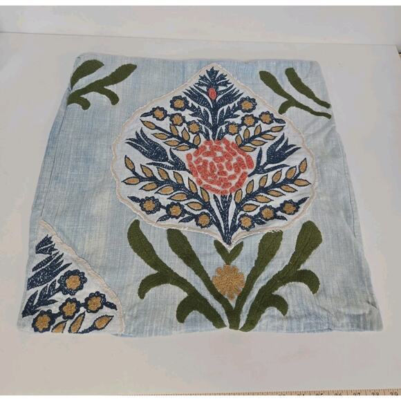 Pottery Barn Shibori Embroidered Linen Pillow Cover 20*20 - Picture 1 of 8